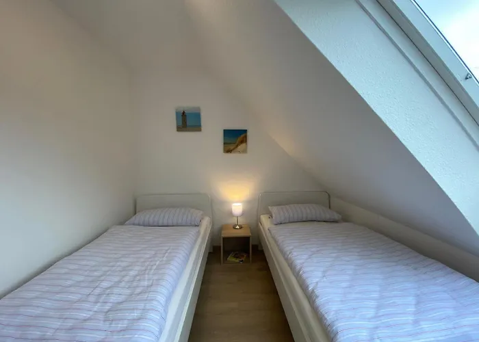 Wohlfuehl-ferienhaus-mit-grossem-garten *